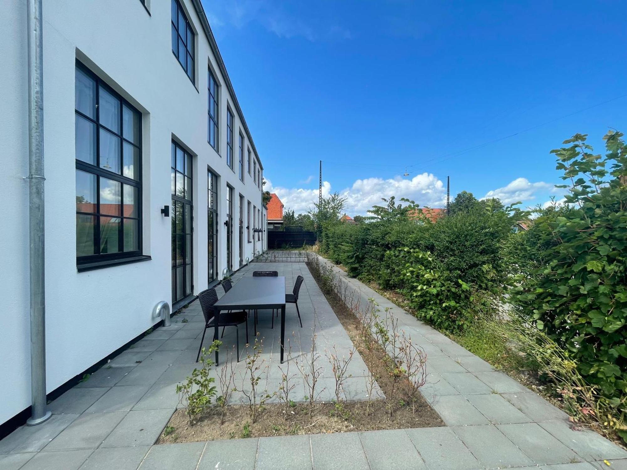 Cozy And Bright Apartments With Private Car Park Copenhagen Exterior photo